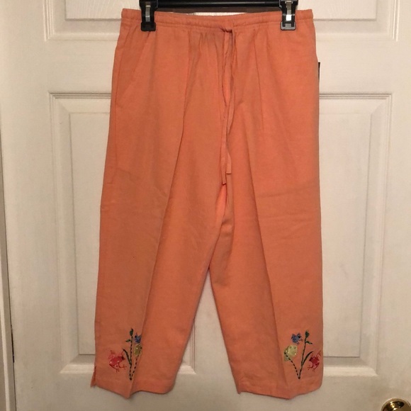 Casual capris - Picture 2 of 3